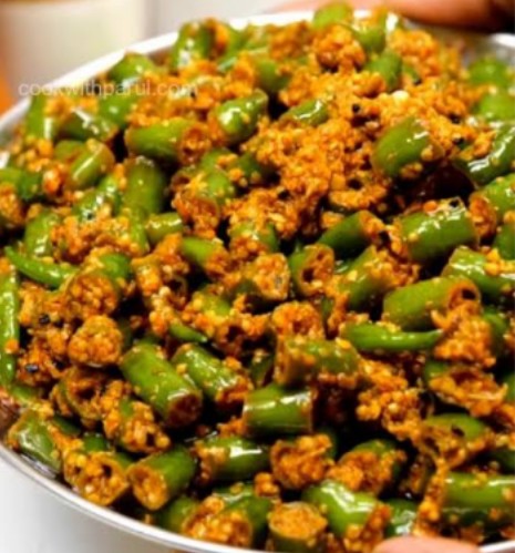 Green chilli pickle